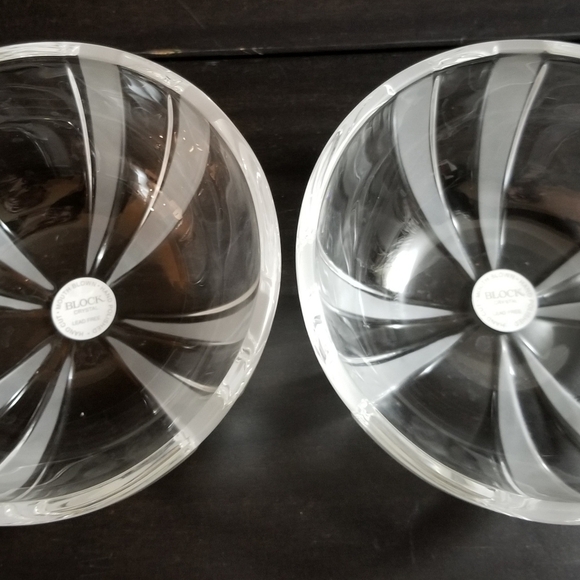 2 mouth blown hand cut and polished bowls - Picture 3 of 5